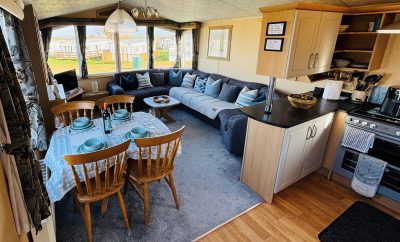 “ Driftwood “ Pet Free caravan for holiday hire on Seven Bays Park in St Merryn Cornwall